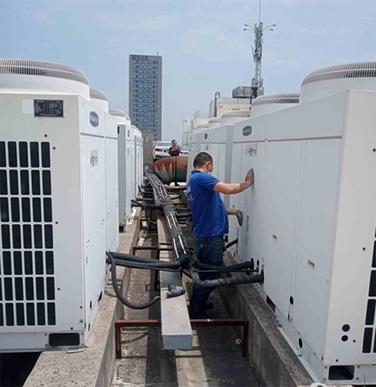 桑日中央空调制热和不制冷系统维修方法